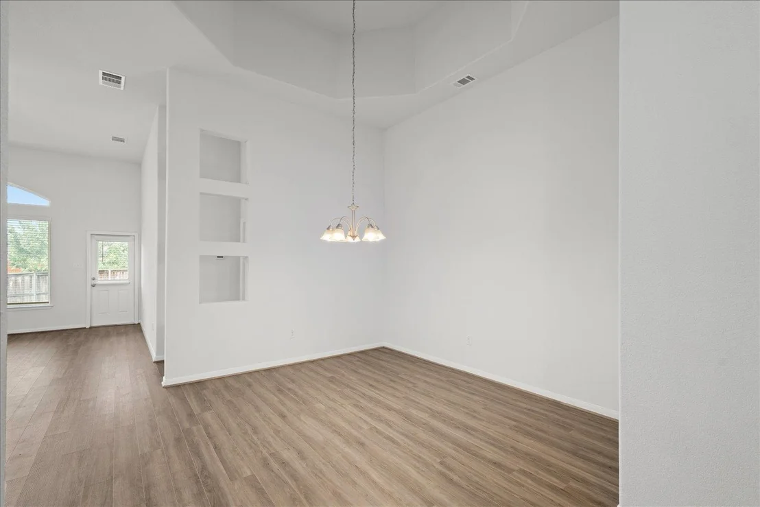 Photo of 423 Leadtree LOOP