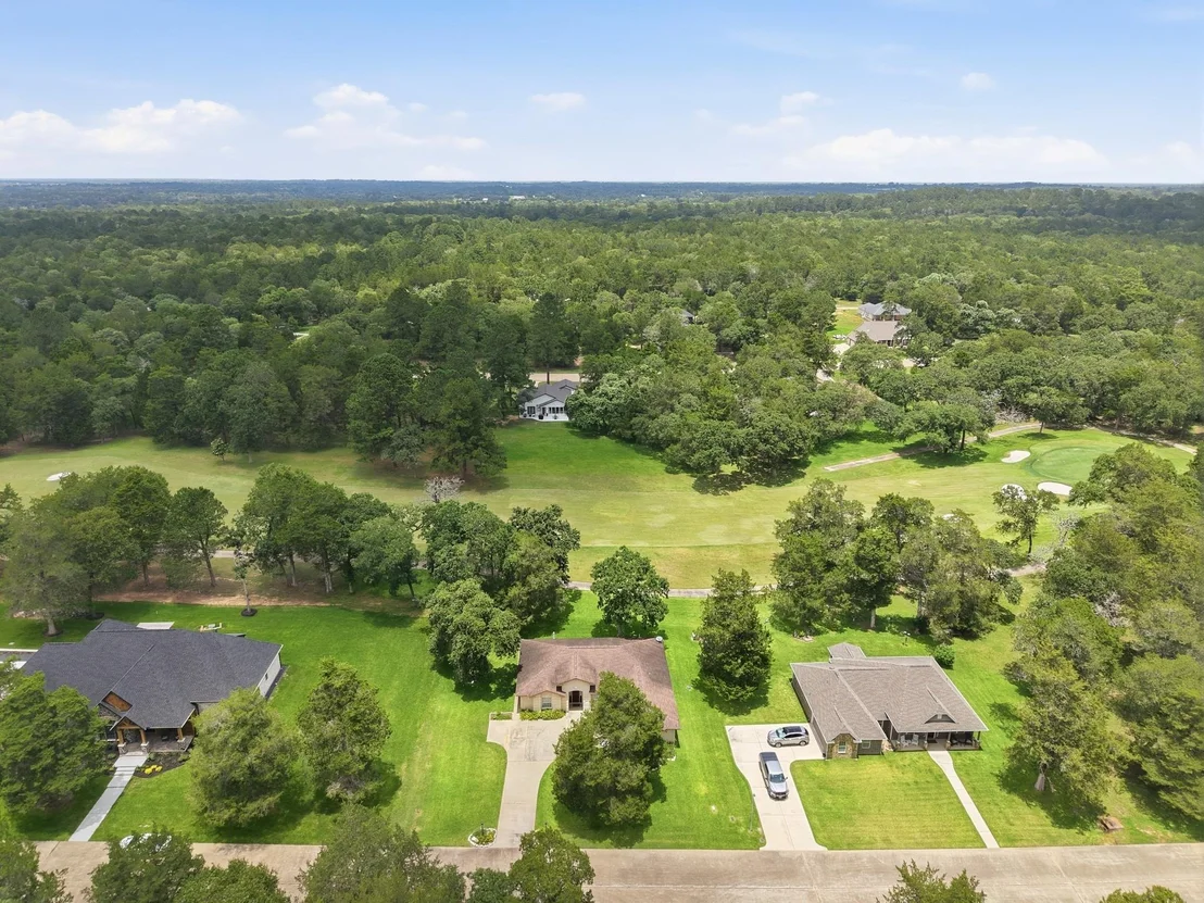 Photo of 410 Pinehurst DR