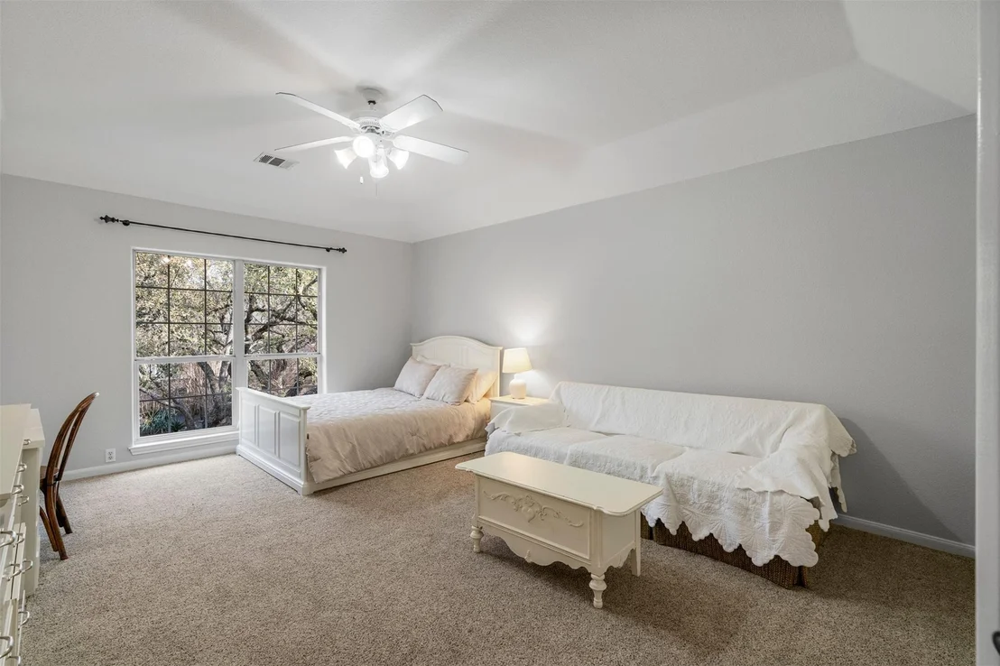 Photo of 10019 Estancia LN