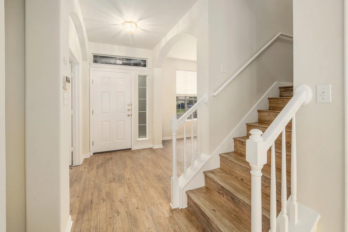 Photo of 102 Chandler Pointe LOOP