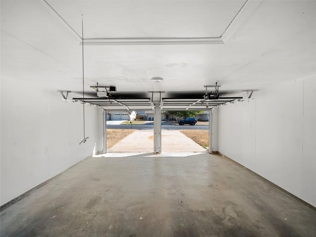 Photo of 3912 Hillside DR