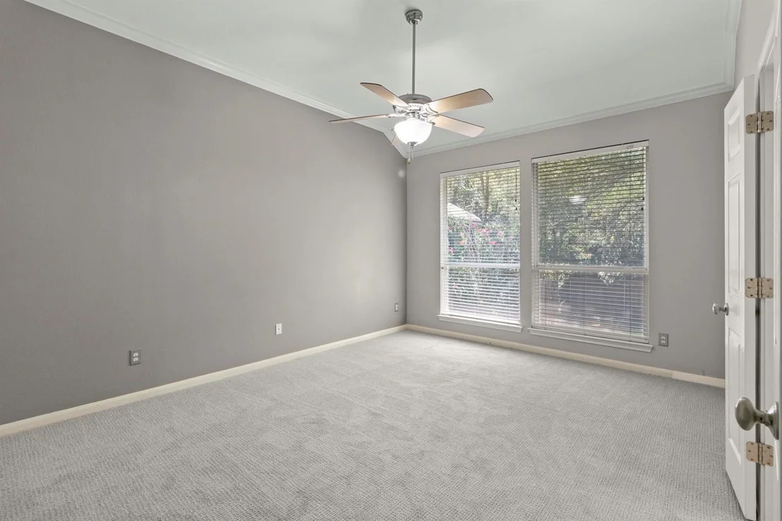 Photo of 6531 Clairmont DR
