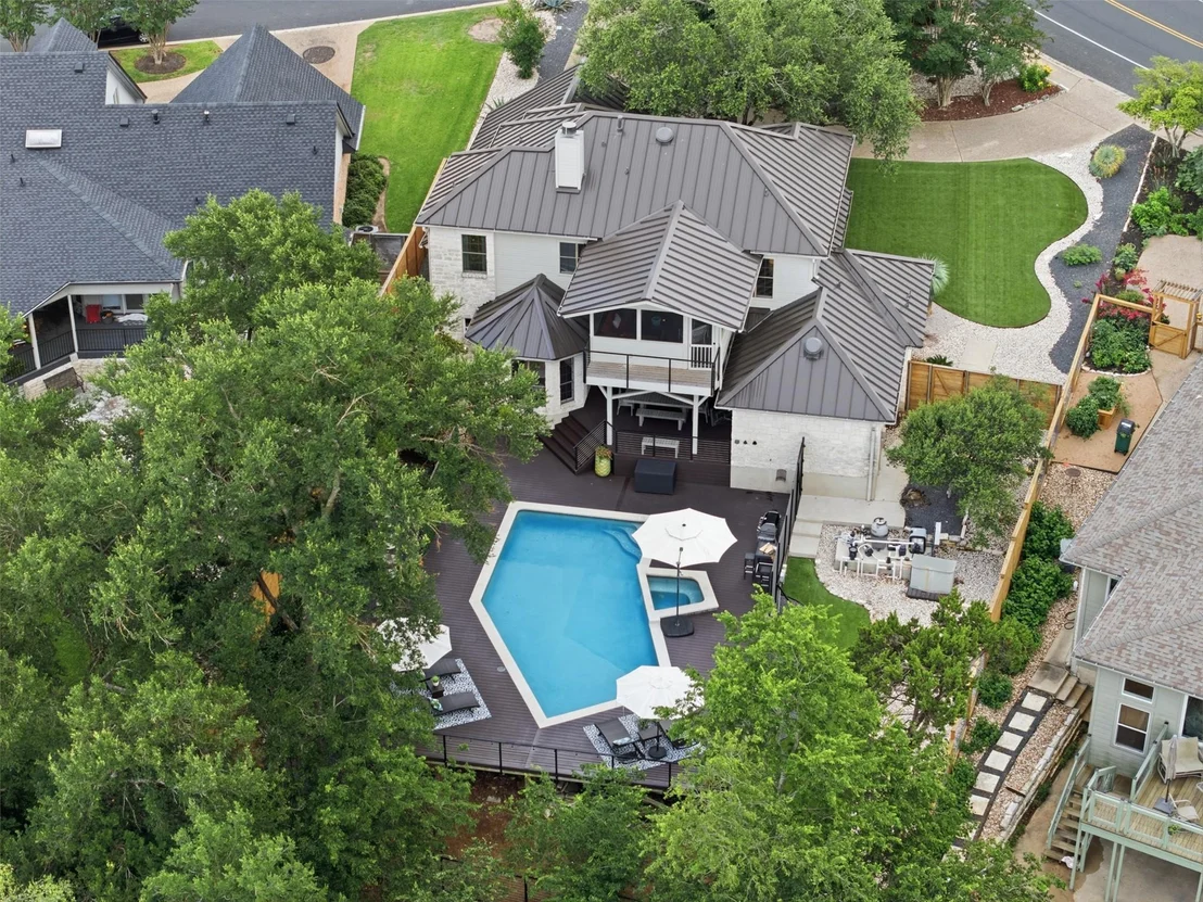 Photo of 7004 Beauford DR