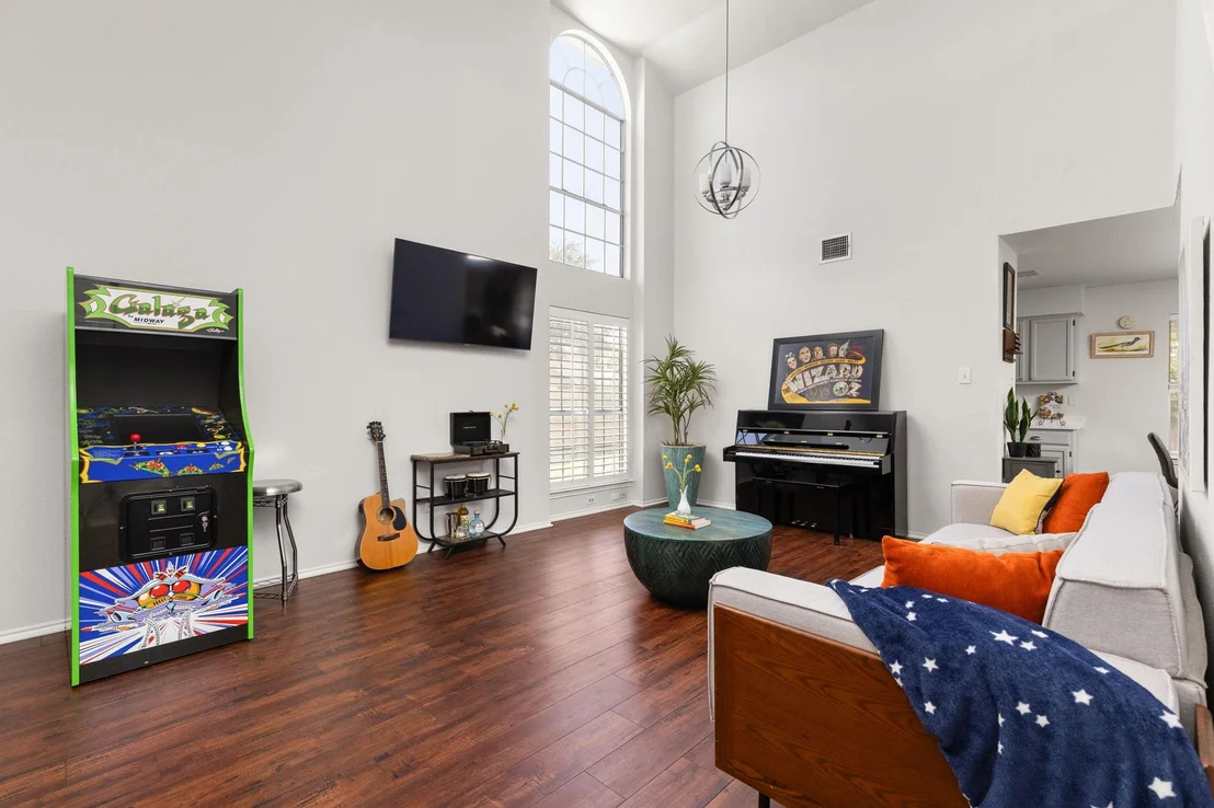 Photo of 13020 TAMAYO DR