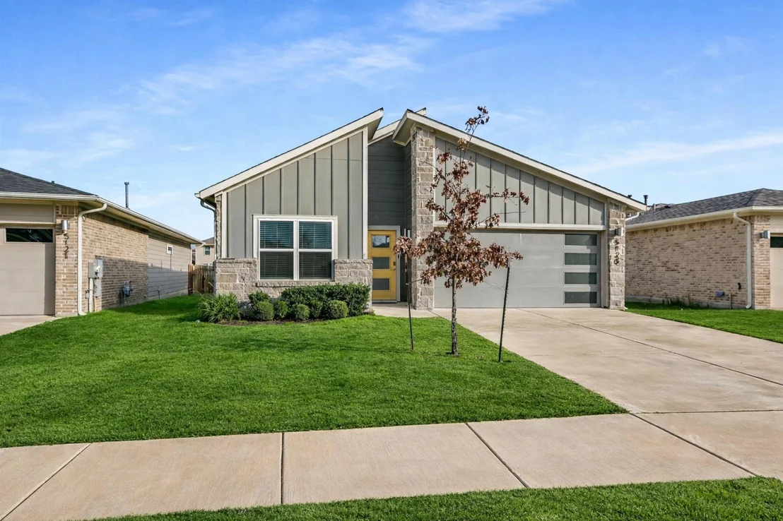 Photo of 5125 Vanner PATH