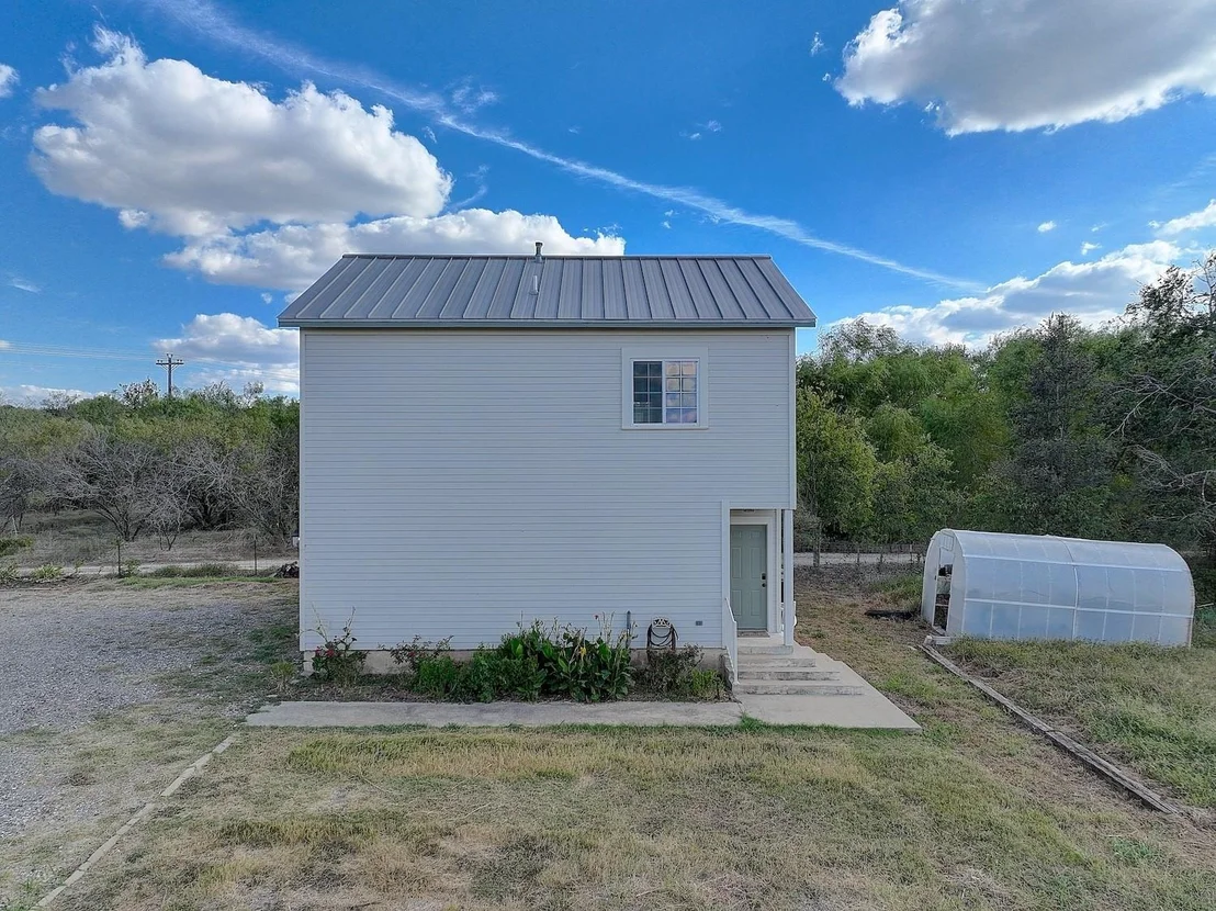 Photo of 11228 Parsons RD