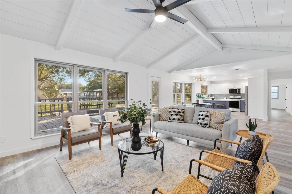 Photo of 1701 Deep Wood DR
