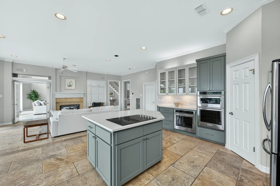Photo of 804 N Weston LN