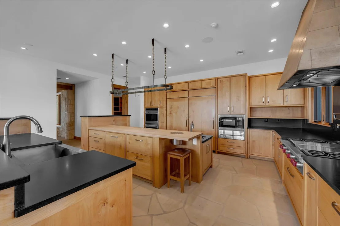 Photo of 118 Mountain View CIR
