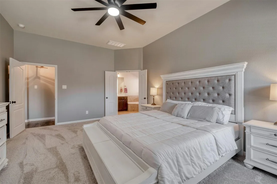 Photo of 213 Hendelson LN