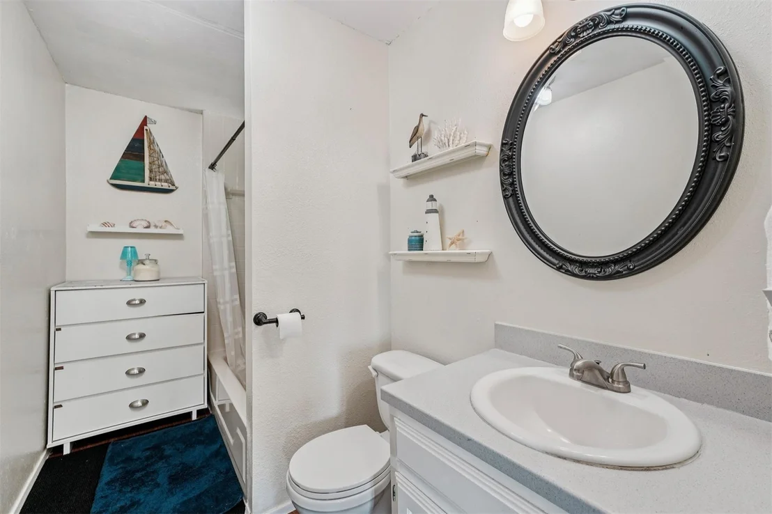 Photo of 11203 Travis DR