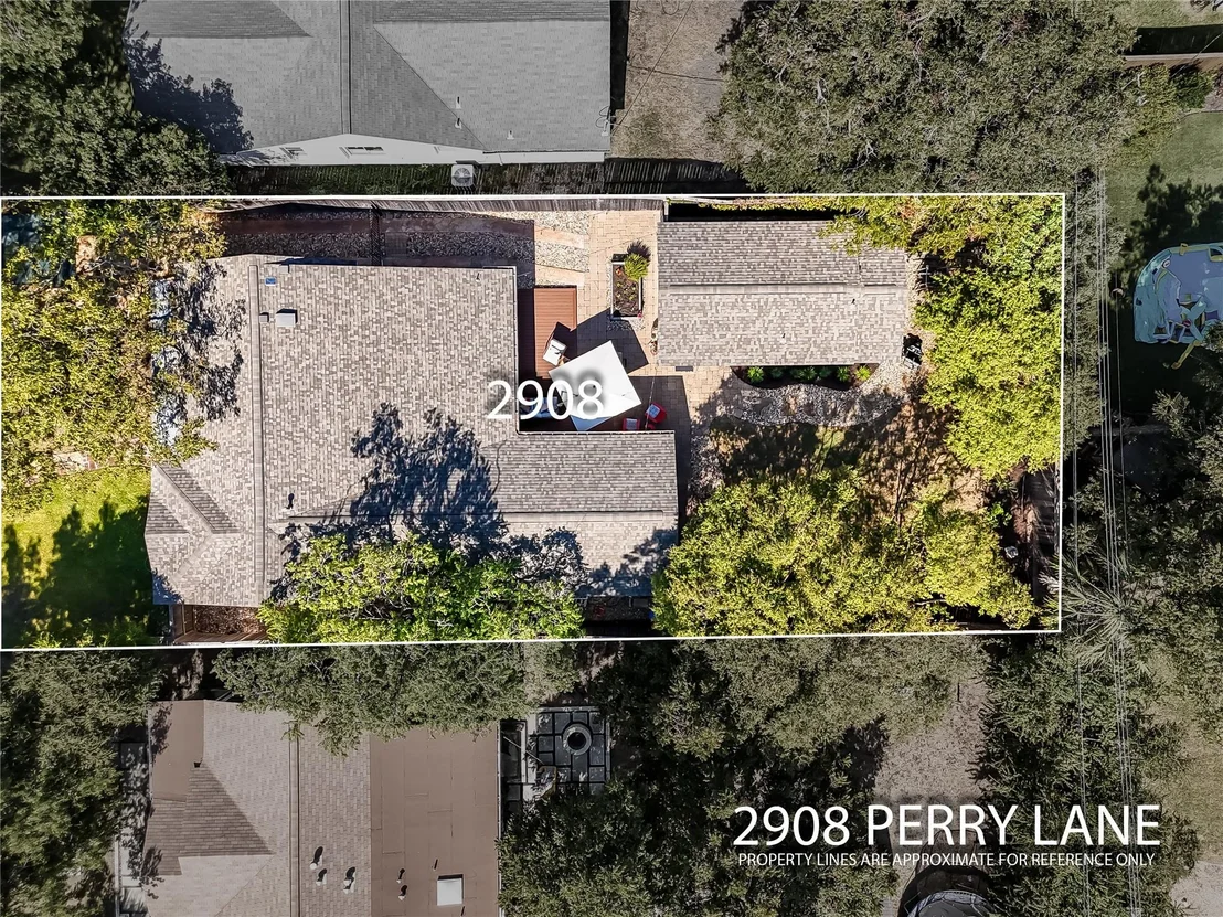 Photo of 2908 Perry LN