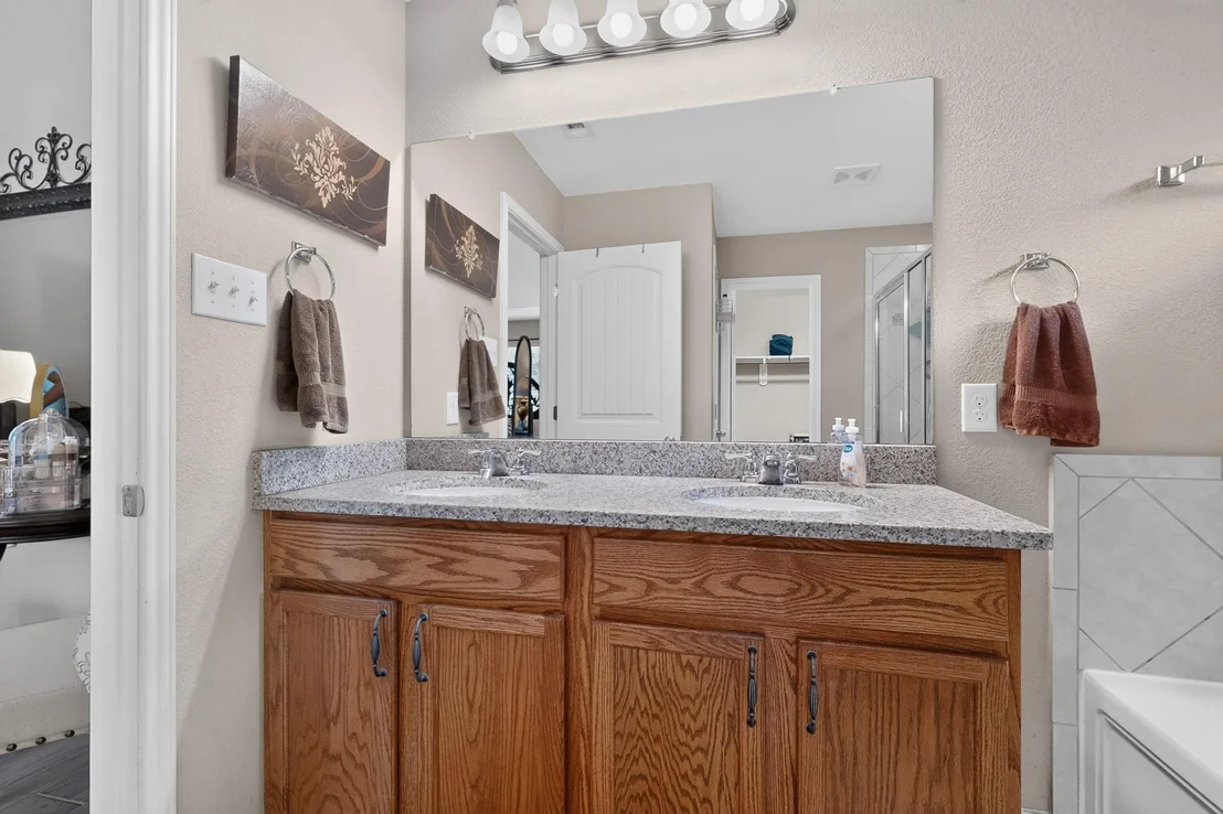 Photo of 928 Tabernash DR