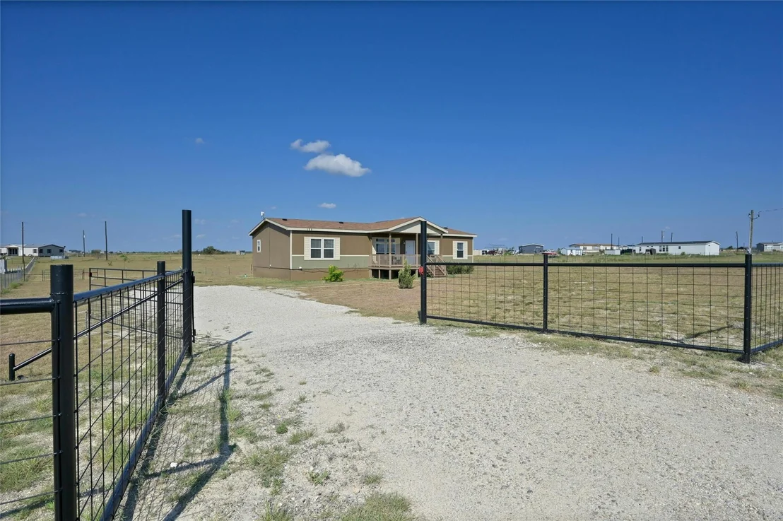 Photo of 128 Dockal DR