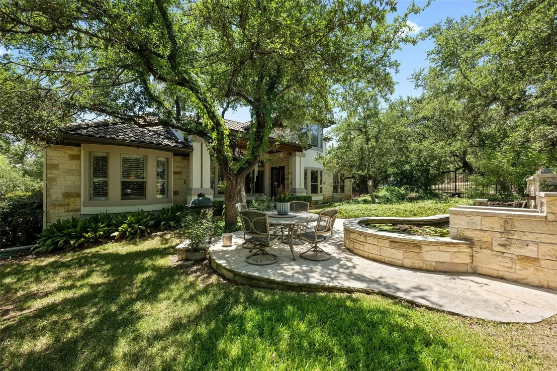 Photo of 4 LOST MEADOW TRL