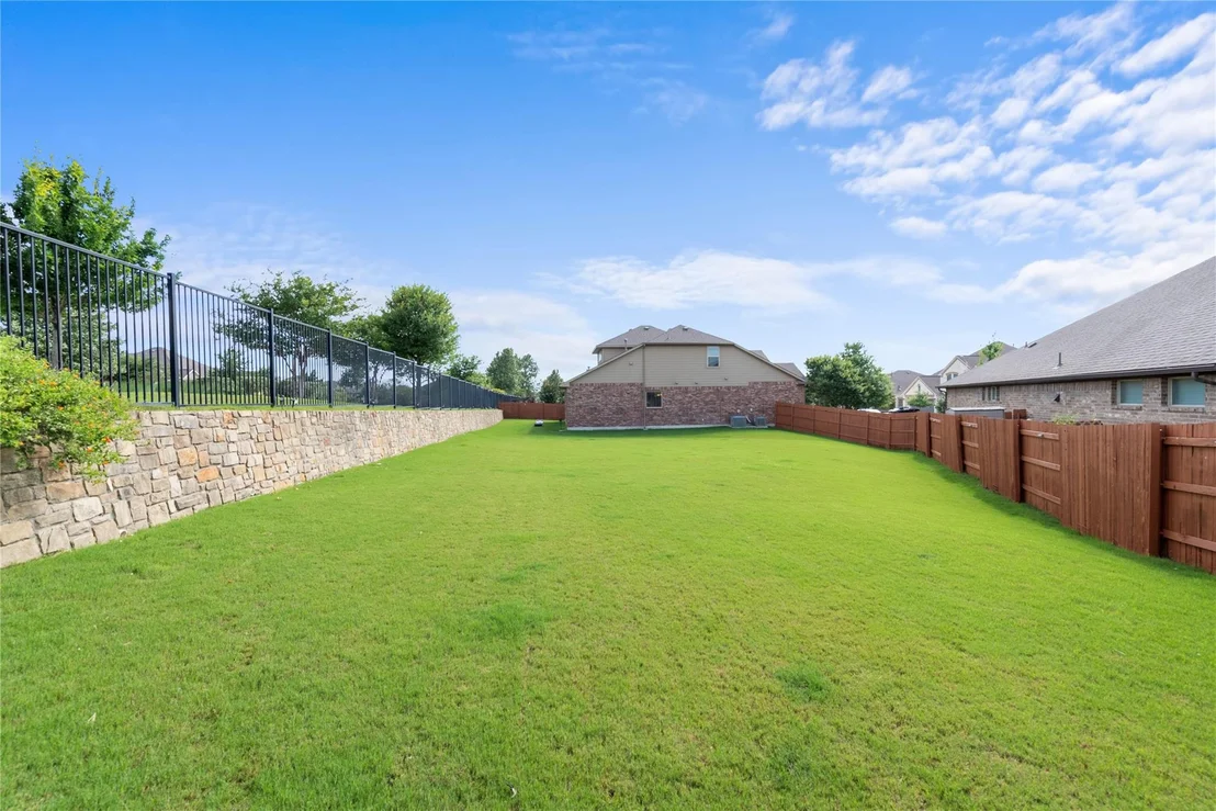 Photo of 953 Vista Gardens DR