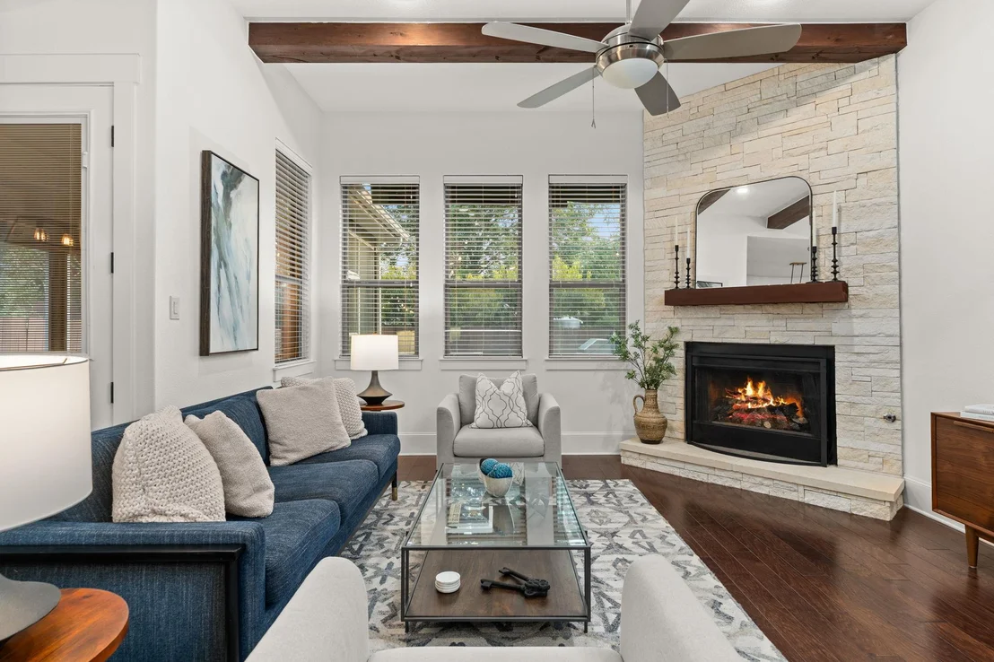 Photo of 2903 Village DR