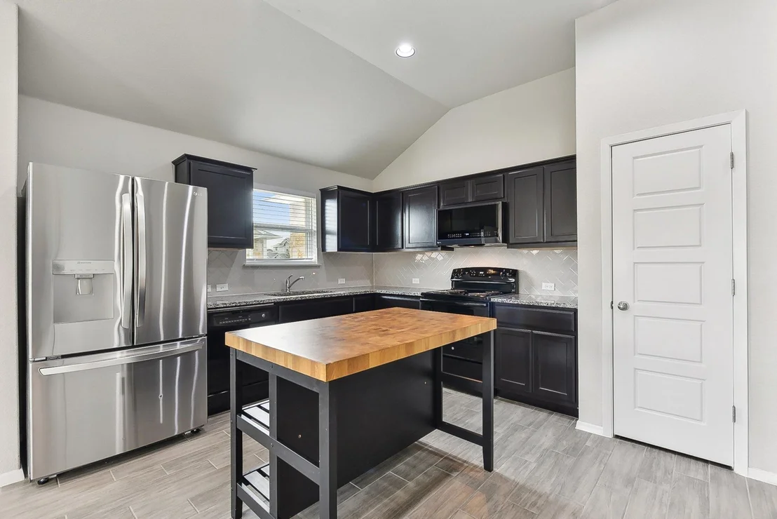Photo of 116 Saranac DR
