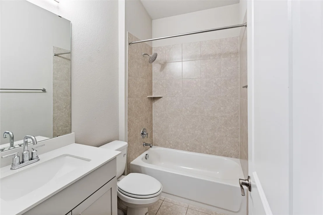 Photo of 1113 Highwater DR