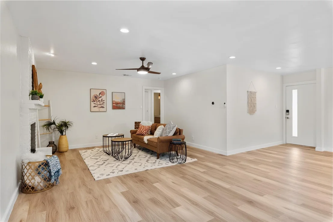 Photo of 7204 Twisted Oaks DR