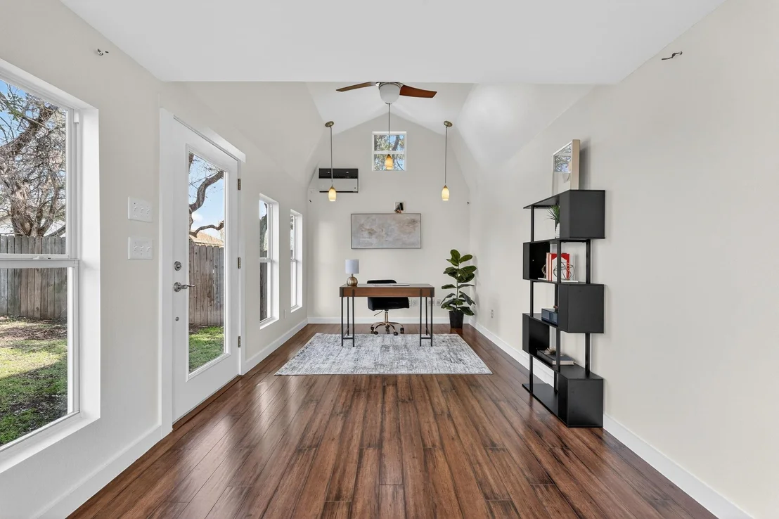 Photo of 8110 Pinto PATH