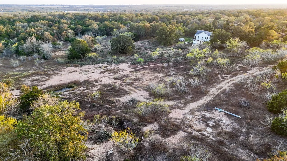 Photo of 137 Shady Oaks LOOP