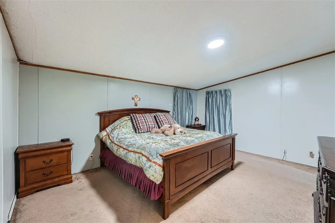 Photo of 23301 Alicia DR