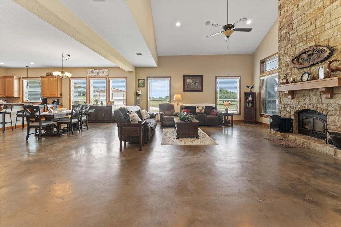Photo of 1224 Hidden Springs DR