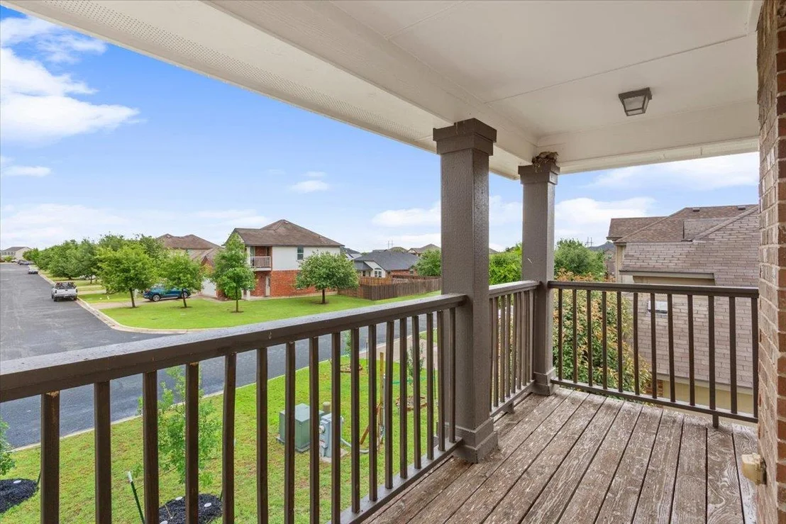 Photo of 240 Foster LN
