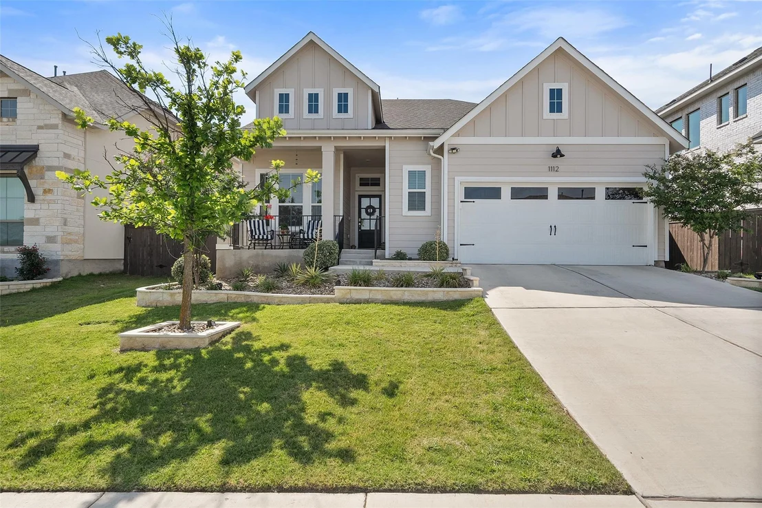 Photo of 1112 Bluewood BND