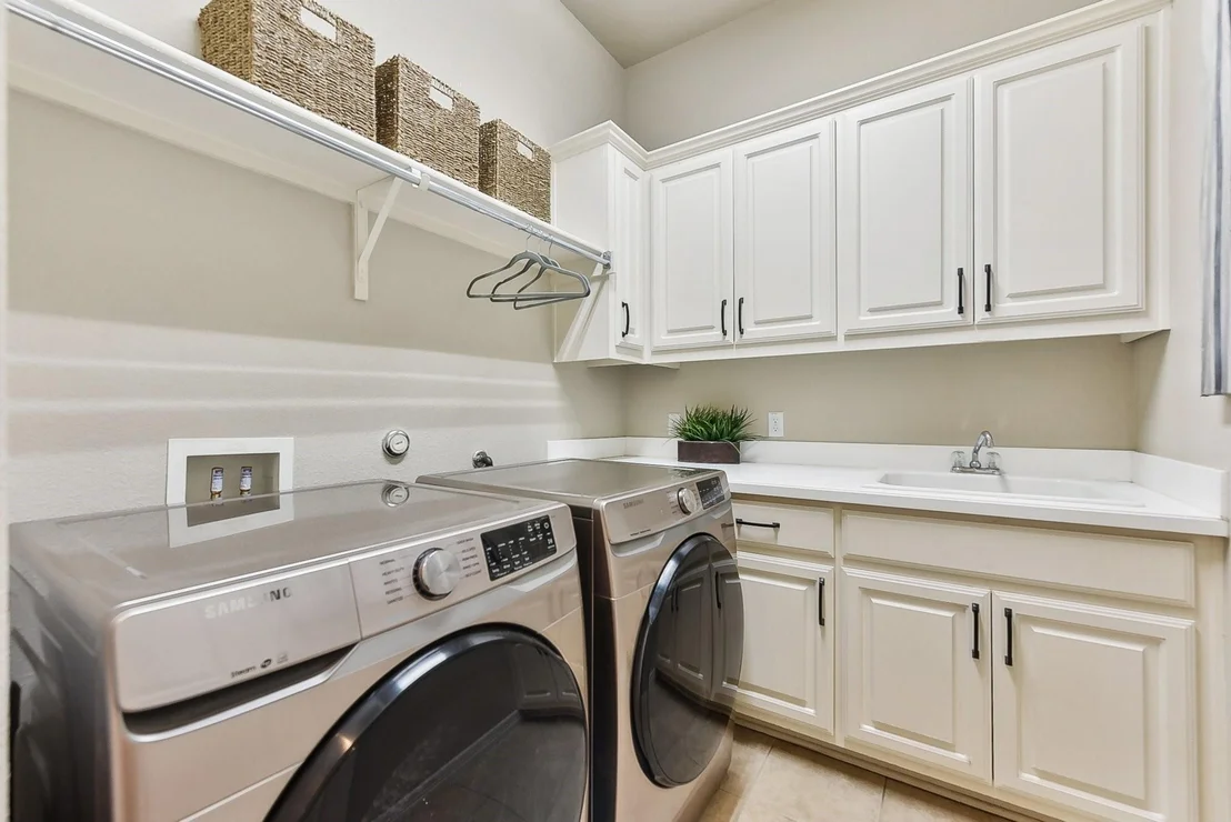 Photo of 2120 Park Place CIR
