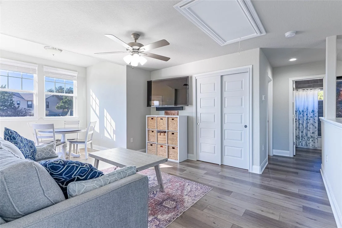 Photo of 3204 Burnside CIR