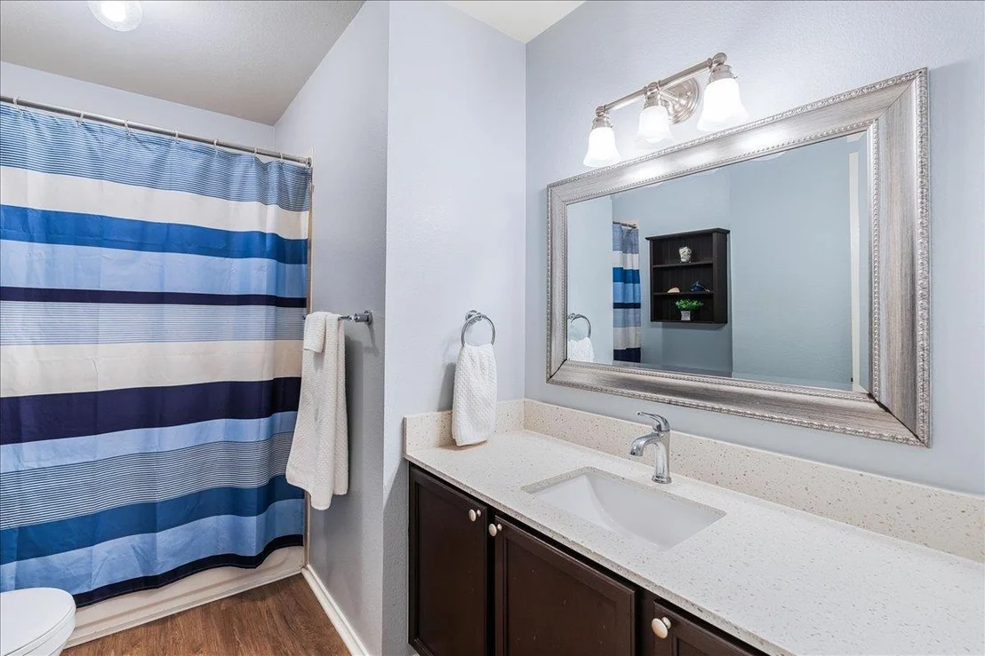 Photo of 15001 Lantern DR