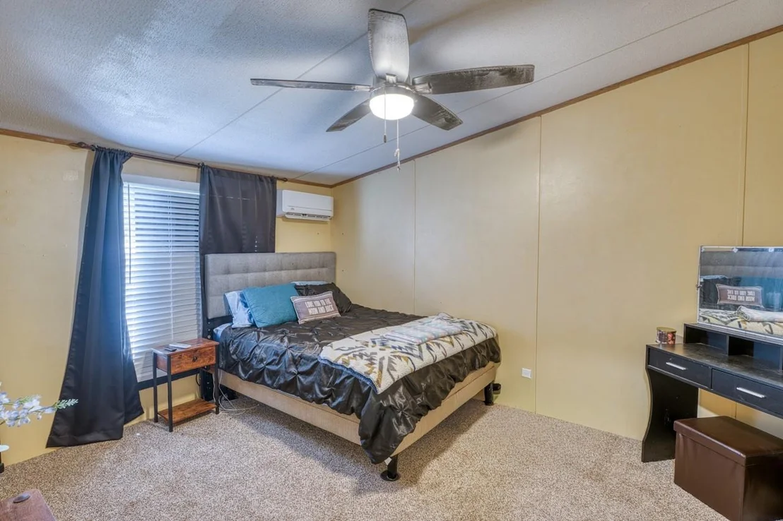 Photo of 122 Heritage DR