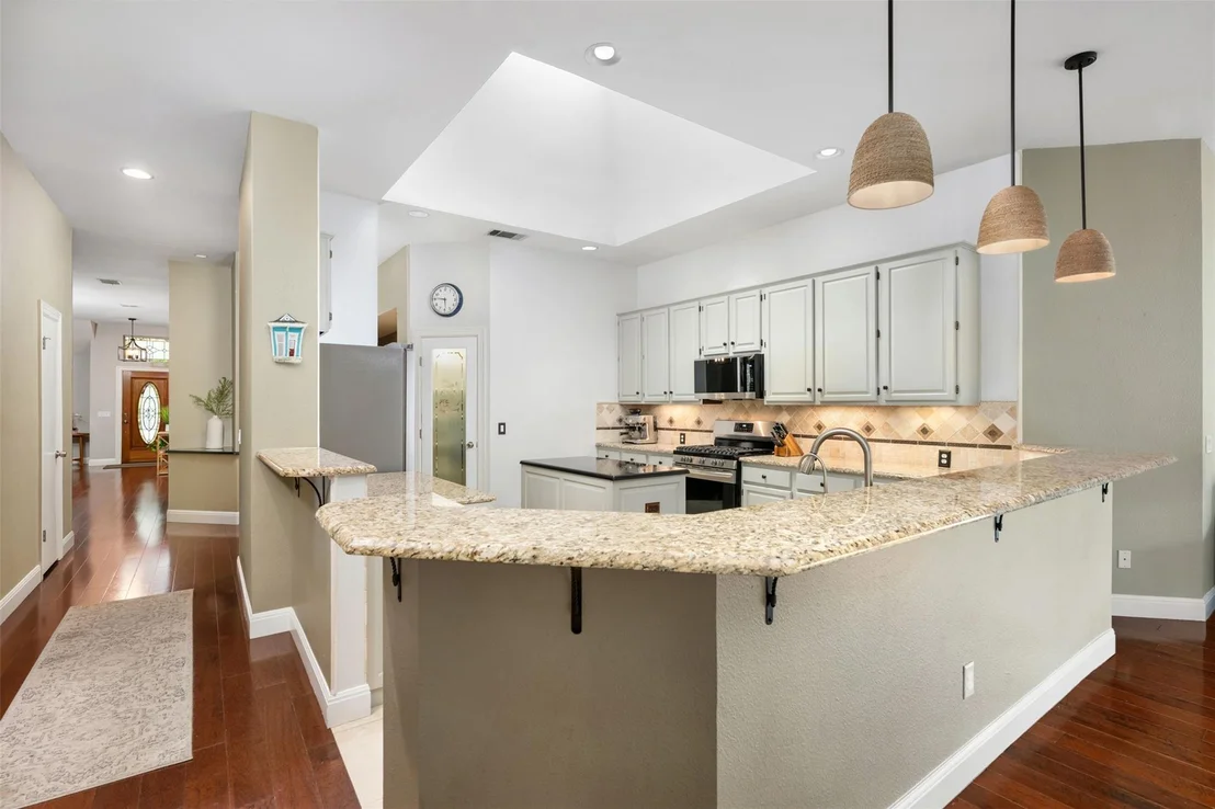 Photo of 6115 Back Bay LN