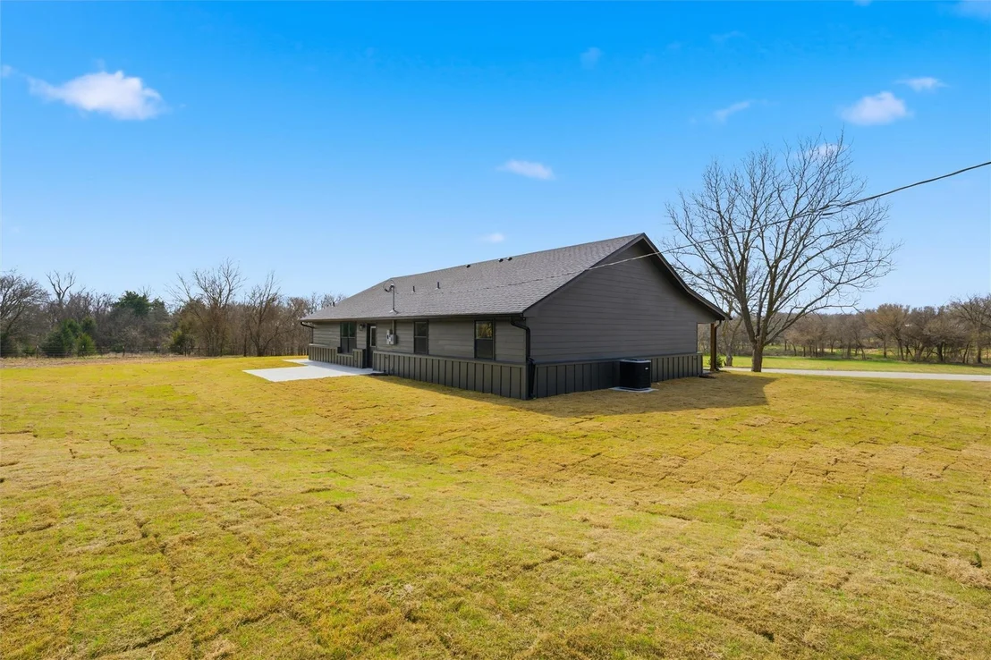 Photo of 2303 Pilgrim LN