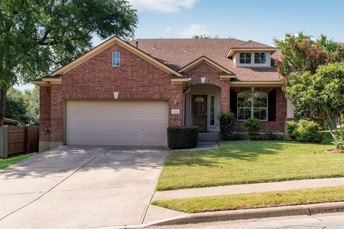 Photo of 2701 Rosemount CV
