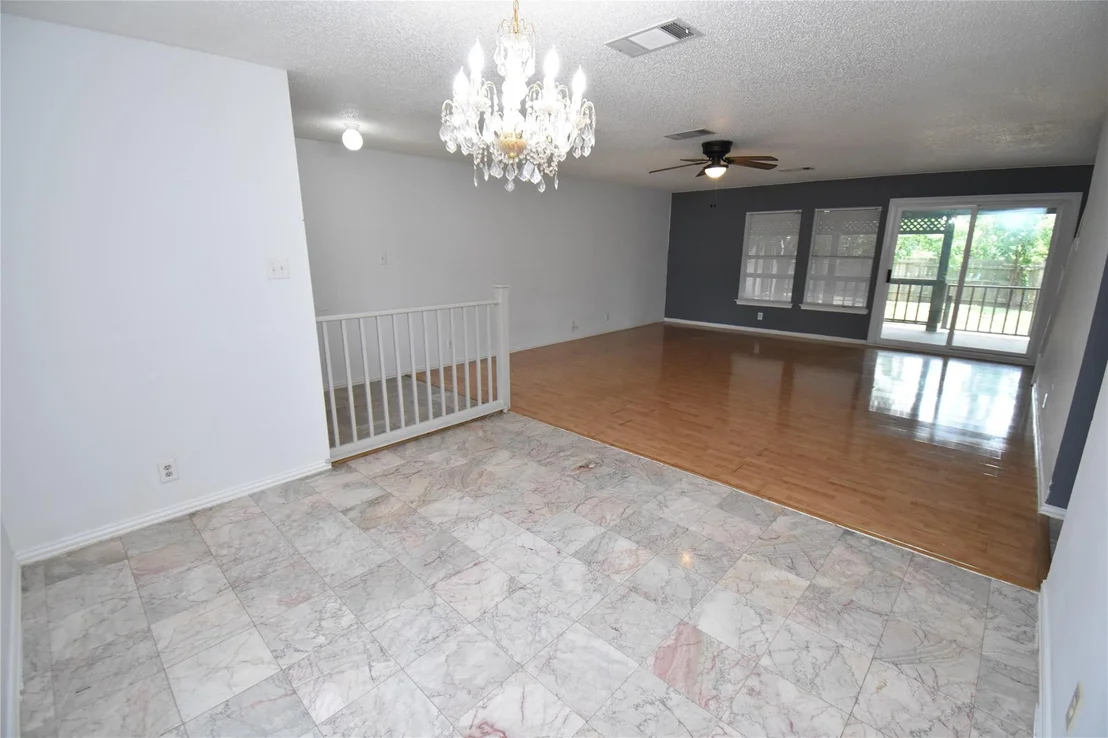 Photo of 1117 Porterfield DR