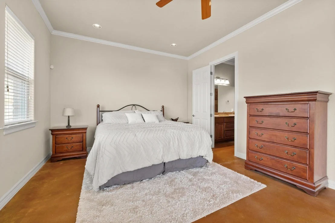 Photo of 28701 Valley RD