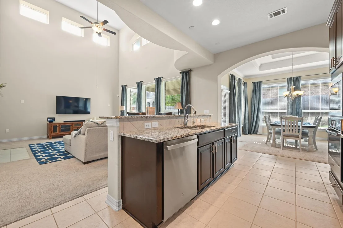 Photo of 344 Betony LOOP