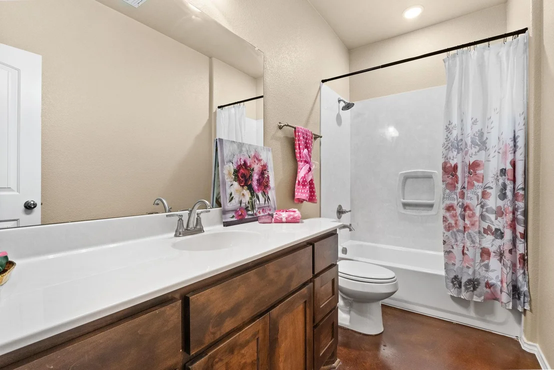Photo of 1348 Lindsey DR