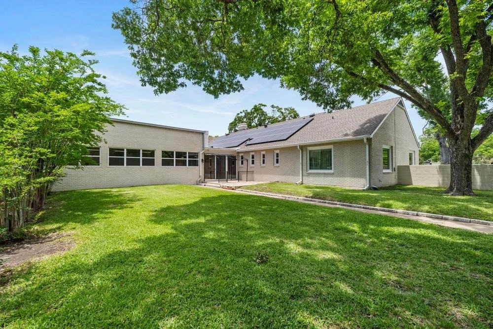 Photo of 707 W Thompson Ave