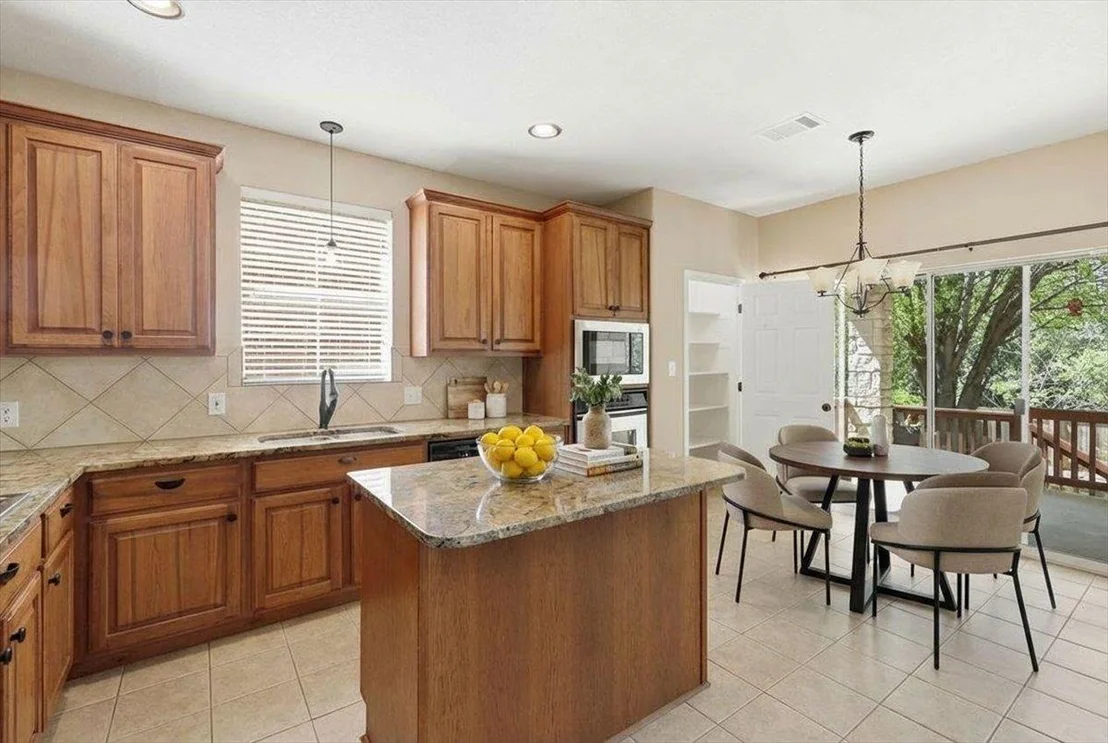 Photo of 2112 Westfalian TRL