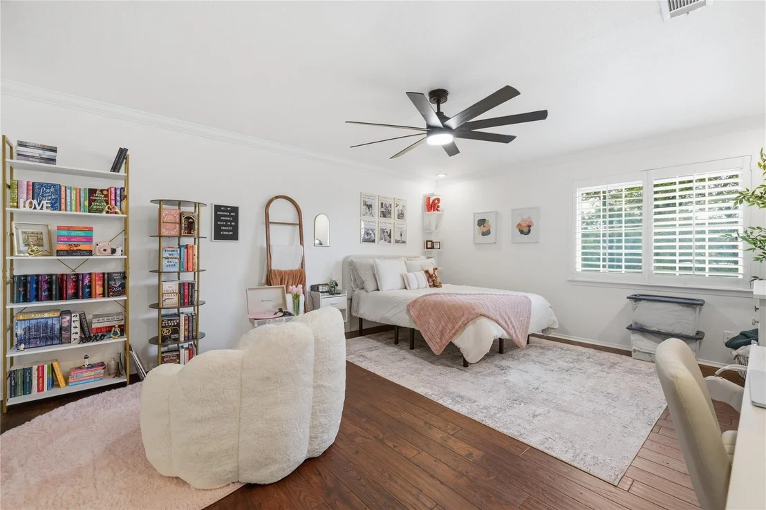 Photo of 3409 Lakeside DR