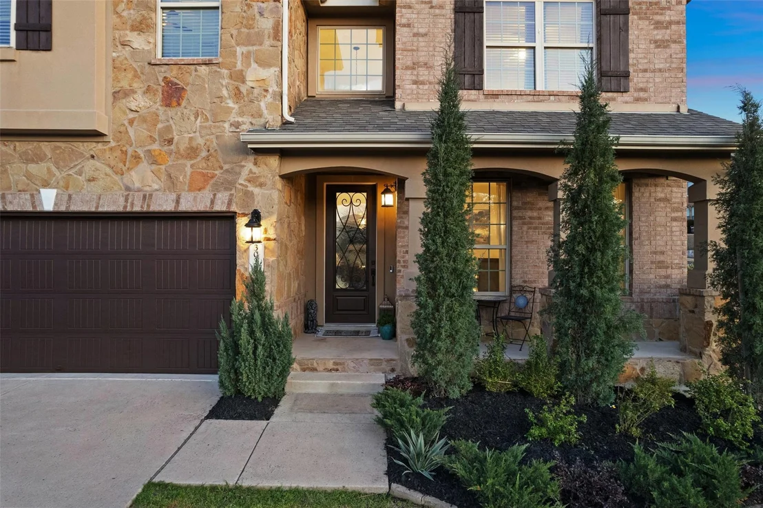 Photo of 302 Bellagio DR