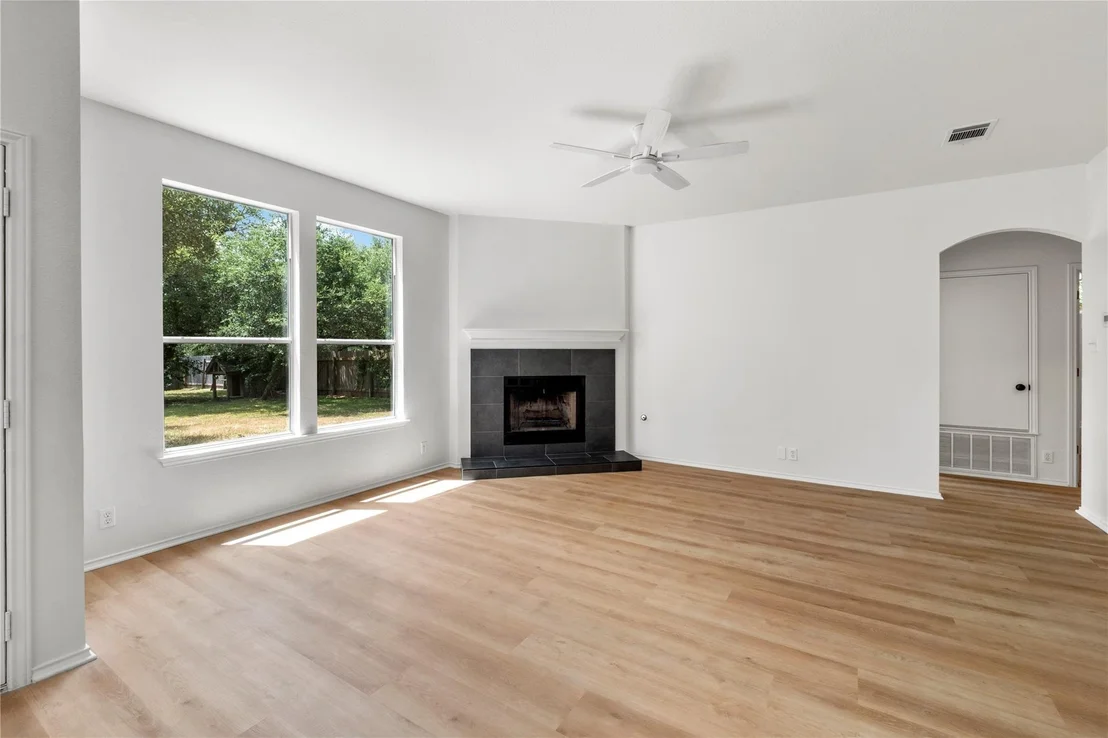 Photo of 6033 Almelo DR