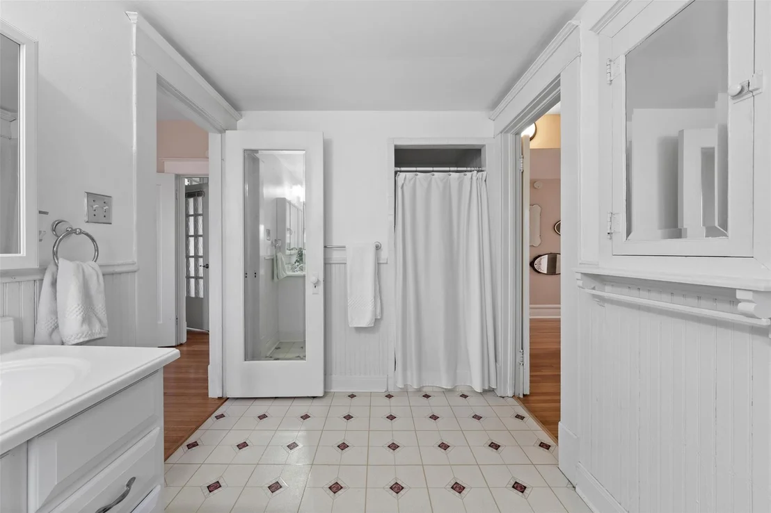 Photo of 517 N 9th ST