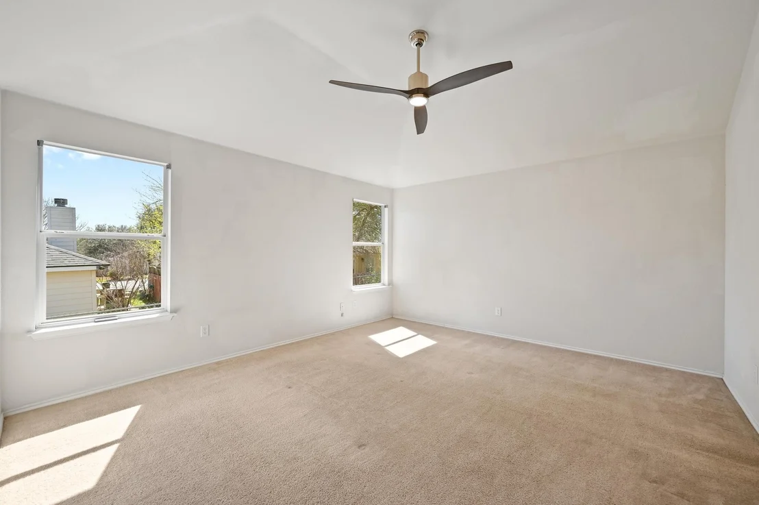 Photo of 740 Clearview CIR