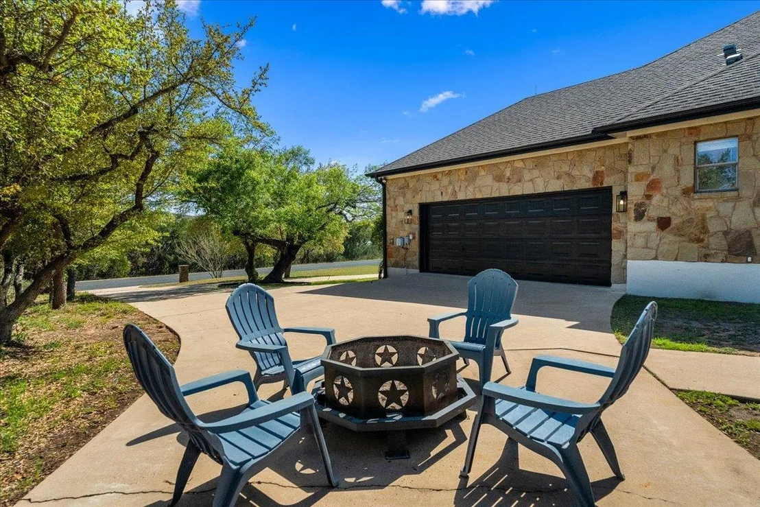 Photo of 10621 W Cave LOOP