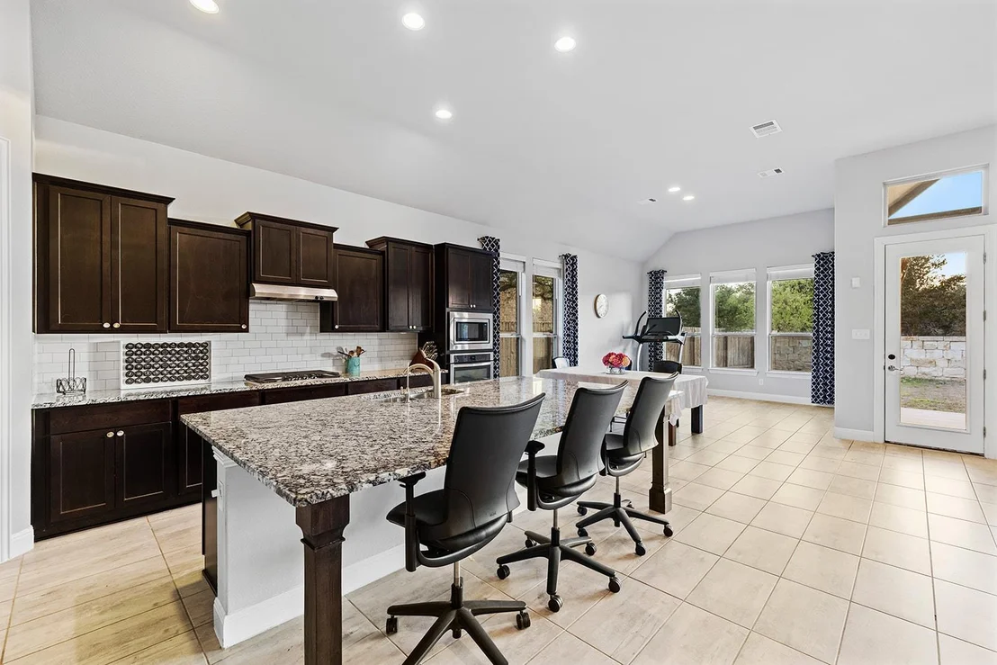 Photo of 107 Orange Mimosa LN